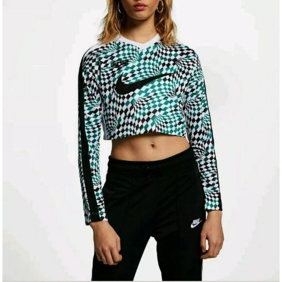 XS WOMEN'S NIKE T-SHIRT CROP TOP / GREEN / WHITE BLACK BQ0110-010 - Picture 1 of 5
